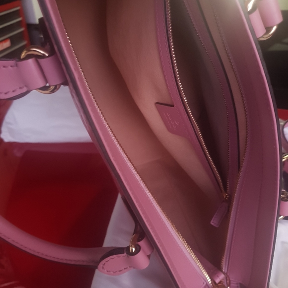 Gucci 💯 % Authentic pink leather Satchel - Picture 8 of 11